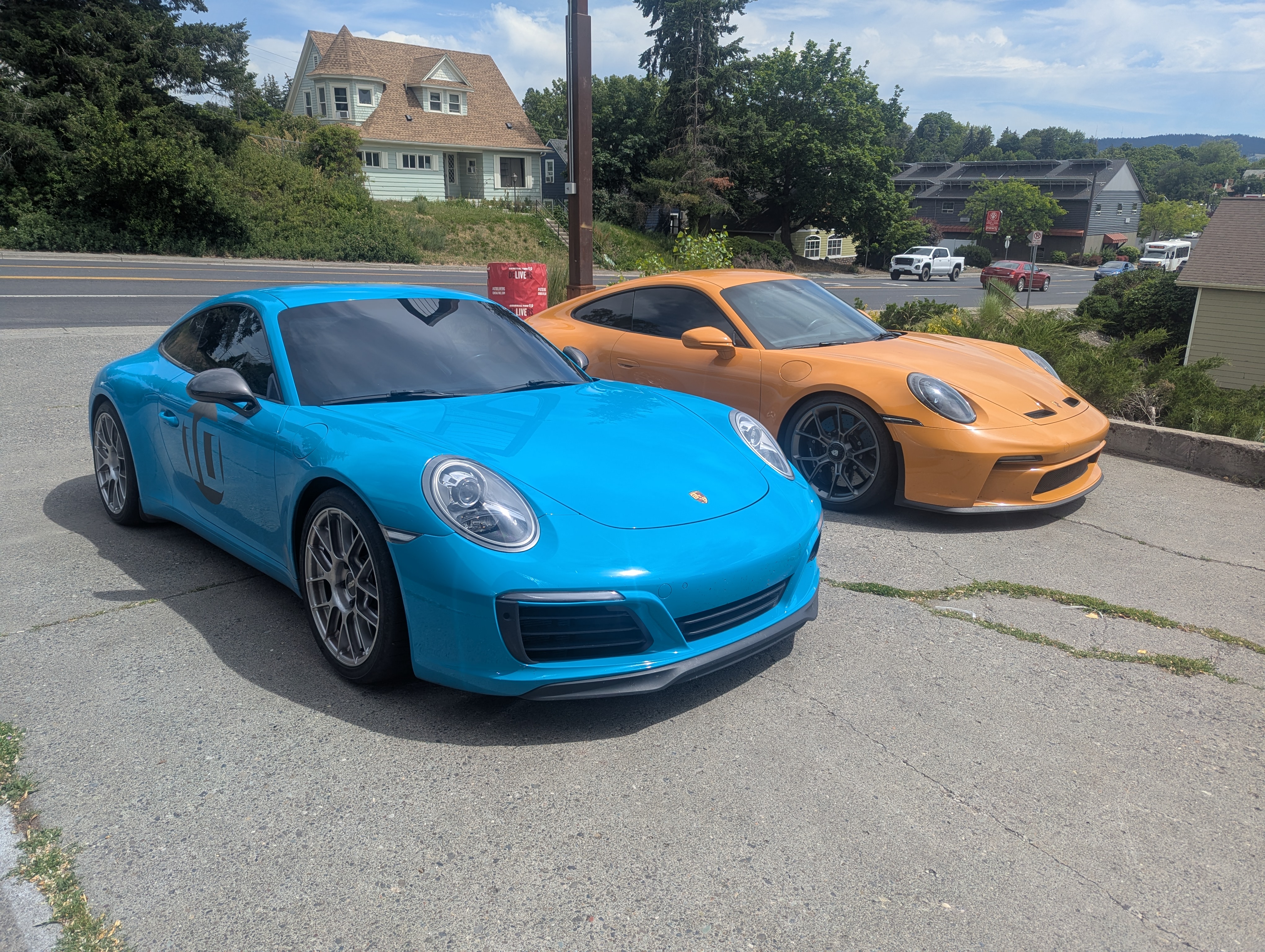 Two Porsche 911s at Lux AutoHause Moscow Idaho